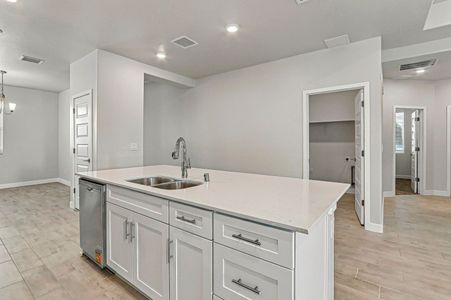 New construction Single-Family house 14016 Paseo Corez Ct, El Paso, TX 79928 plan Roswell - image 9
