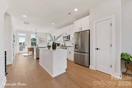 New construction Townhouse house 134 Red Azalea Ln, Unit 23, Charlotte, NC 28217 - image 8
