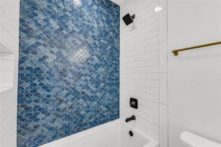New construction Single-Family house 955 Wommack, Crystal Beach, TX 77650 - image 16