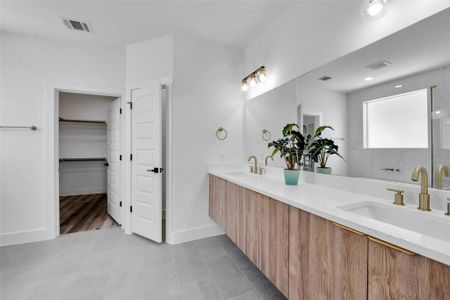 New construction Single-Family house 1805 Emir St, Unit H, Houston, TX 77009 - image 6