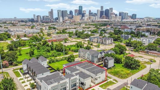 New construction Single-Family house 2708 Nagle St, Houston, TX 77004 null- photo 0
