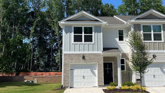 New construction Townhouse house 5229 Red Crimson Dr, Willow Spring, NC 27592 plan Pearson - image