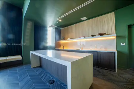 New construction Condo house 11 Ne 6Th, Unit 1908, Miami, FL 33132 - image