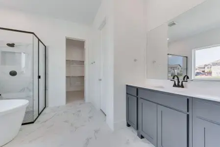 New construction Single-Family house 250 Landon Trl, Fate, TX 75189 plan Roberts - S4308 - image 7