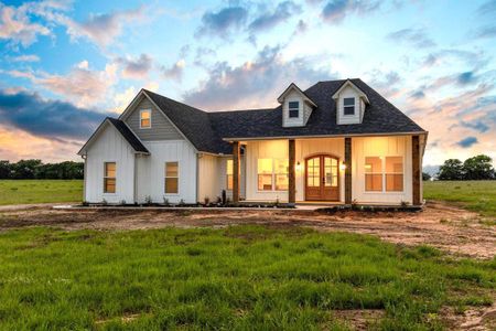 New construction Single-Family house 1900 County Road 1255, Savoy, TX 75479 null- photo 0