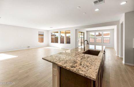 New construction Single-Family house 7206 W Gambit Trl, Peoria, AZ 85383 Parklane- photo 11 11