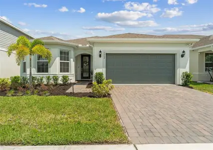 New construction Single-Family house 1009 Savannah Palms Blvd, Orlando, FL 32828 - image