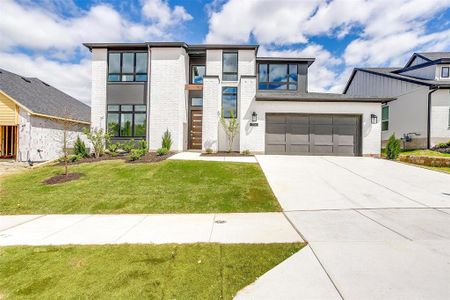 New construction Single-Family house 7116 Accipiter Drive, Fort Worth, TX 76179 Evelyn - photo 0