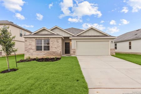 New construction Single-Family house 1148 Water Valley, Seguin, TX 78155 Kingsley - C- photo 0