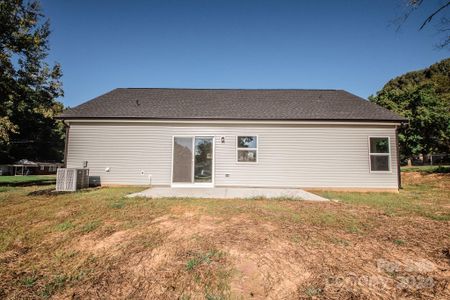 New construction Single-Family house 318 Hazelwood Cir, Statesville, NC 28625 null- photo 19 19