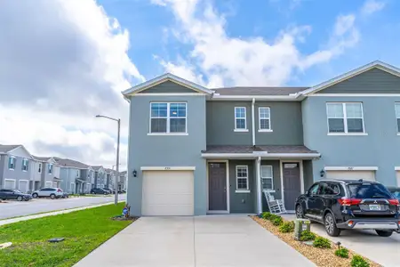 New construction Townhouse house 2331 Gifford Dr, Davenport, FL 33837 - image