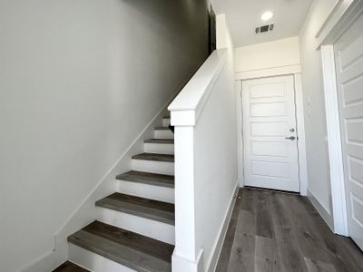 New construction Single-Family house 502 Schweikhardt Street, Houston, TX 77020 - photo 17 17