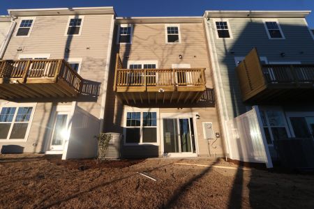 New construction Townhouse house 2721 Hunter Woods Dr, Apex, NC 27502 Kensington - Front Entry Townhomes- photo 55 55