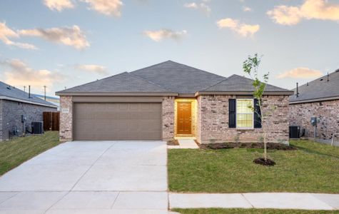 The Serenada plan, a one-story home with 2-car garage