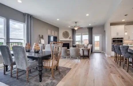 Wellington by Pulte Homes in Fort Worth - photo 27 27