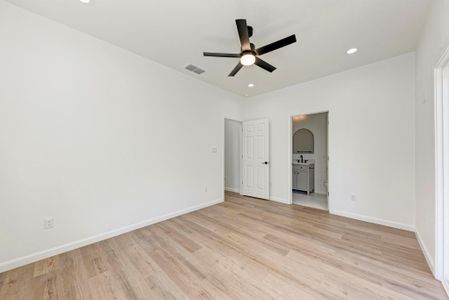 New construction Single-Family house 738 Chihuahua St, Lockhart, TX 78644 null- photo 16 16