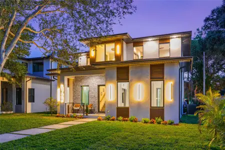 New construction Single-Family house 6325 11Th Ave S, Gulfport, FL 33707 - image