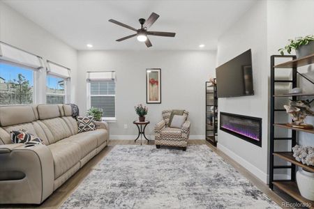 New construction Single-Family house 16277 Talons Bluff Ln, Monument, CO 80132 - image 17