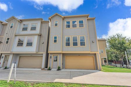 New construction Single-Family house 4135 Dupont Street, Houston, TX 77021 - photo 0