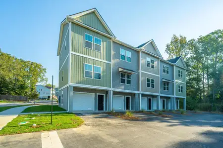 New construction Townhouse house 200 Cache Ct, Charleston, SC 29414 - image
