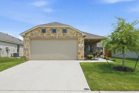 New construction Single-Family house 1028 Naranjos Dr, Fort Worth, TX 76052 plan Chestnut II - image
