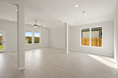 New construction Single-Family house 3040 Waxwing Dr, Brookshire, TX 77423 The Benbrook- photo 5 5