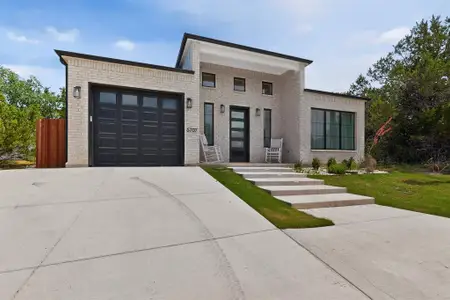 New construction Single-Family house 5707 San Jacinto Dr, Granbury, TX 76048 - image