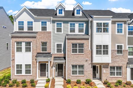 New construction Townhouse house 352 Chesapeake Commons St, Garner, NC 27529 plan Poinsetta - image