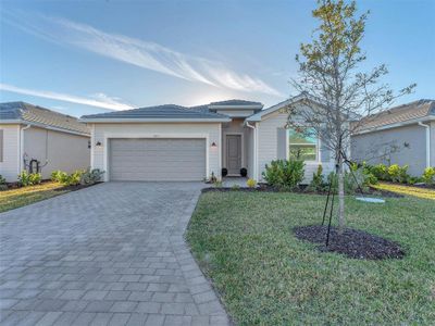 New construction Single-Family house 7973 Lakes Edge Ln, Port Charlotte, FL 33981 - image