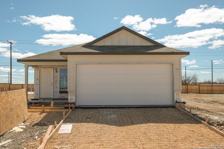 New construction Single-Family house 1548 Golden Wheat, New Braunfels, TX 78130 null- photo 1 1