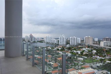 New construction Condo/Apt house 18501 Collins Avenue, Unit 2301, Sunny Isles Beach, FL 33160 - photo 27 27