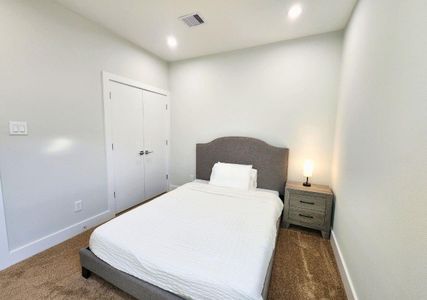 New construction Single-Family house 615 Northew St, Unit J, Houston, TX 77091 - image 8