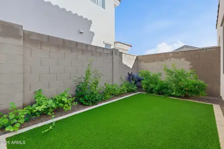 New construction Single-Family house 2142 W Hide Trl, Phoenix, AZ 85085 plan Virtue 493 - image 4