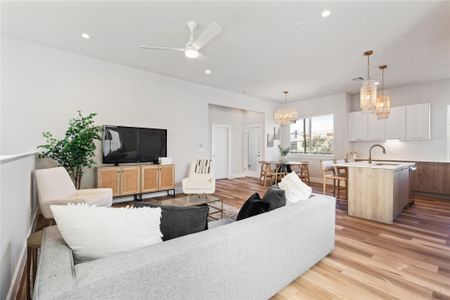 New construction Single-Family house 1702 Bringhurst St, Unit A, Houston, TX 77020 - image 4