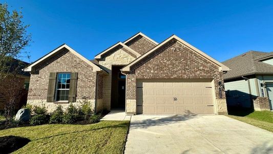 New construction Single-Family house 1620 Swallow St, Denton, TX 76205 PARROT- photo 0