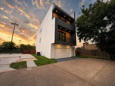 New construction Single-Family house 9716 Kapri Ln, Houston, TX 77025 - image