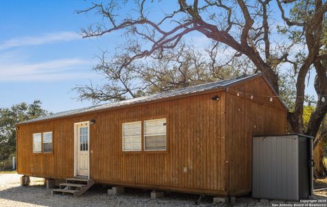 New construction Single-Family house 1304 County Rd 777, Devine, TX 78016 - image