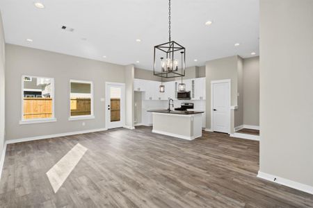 New construction Single-Family house 414 Stonework Landing Ln, Houston, TX 77076 PRIMROSE- photo 10 10