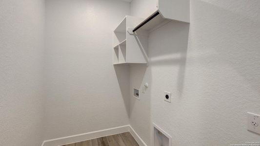 New construction Single-Family house 129 Brown Swiss Rdg, Boerne, TX 78006 plan 2373H - image 16