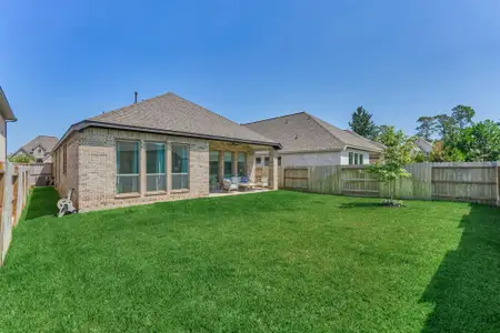 New construction Single-Family house 636 Sand Branch Dr, Conroe, TX 77304 - image