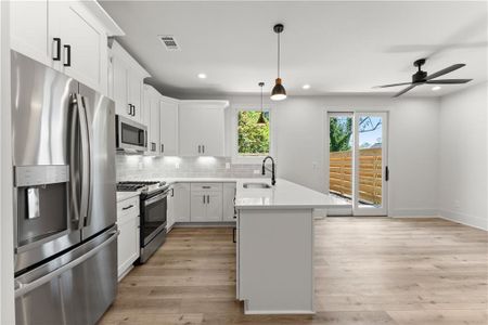 New construction Townhouse house 372 Forrest Ave, Gainesville, GA 30501 - image 5