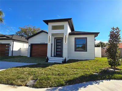 New construction Single-Family house 2508 W Arch St, Tampa, FL 33607 - image