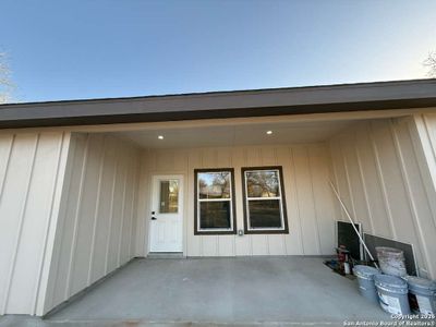 New construction Single-Family house 48 Grey Fox, Poteet, TX 78065 - image