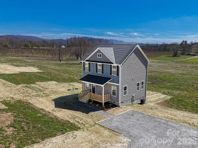 New construction Single-Family house 497 Waters Rd, Hendersonville, NC 28792 - image