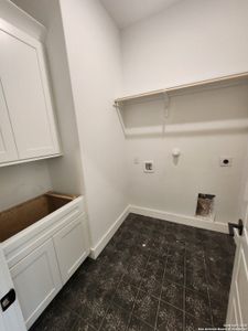 New construction Single-Family house 2053 Toscano Wy, Kerrville, TX 78028 - image 9