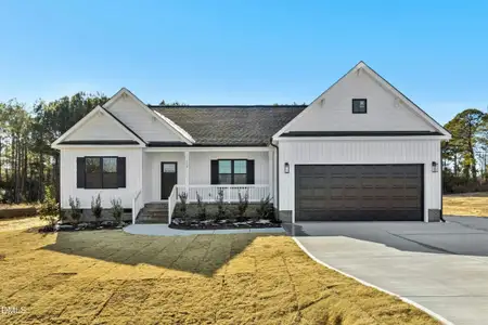 New construction Single-Family house 130 Bryant Farm Dr, Selma, NC 27576 - image