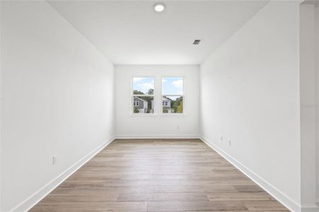 New construction Single-Family house 2013 Wild Heron Ct, Valrico, FL 33596 - image 18