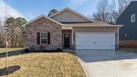 New construction Single-Family house 1512 Fox Meadows Cir, Bluff City, TN 37618 plan Freeport - image