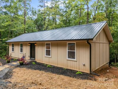New construction Single-Family house 257 Roadrunner Cir, Lake Lure, NC 28746 - image