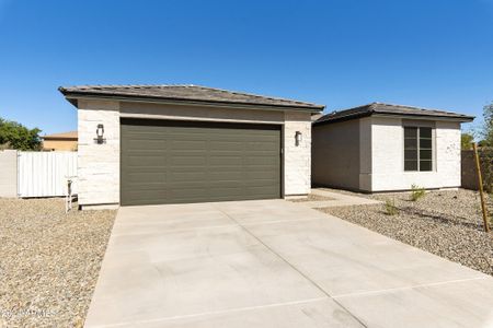 New construction Single-Family house 15656 W Mercer Lane, Surprise, AZ 85379 - photo 1 1